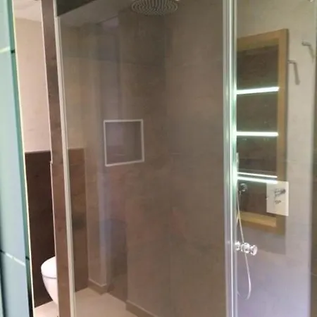 Pfister Daire Fügen